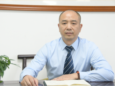 6378368332638378918091131