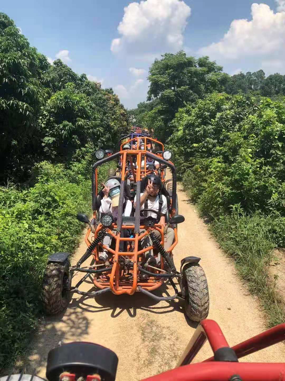 薩科微SLKOR團(tuán)隊(duì)越野車體驗(yàn)