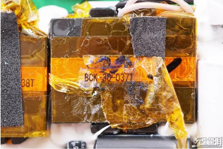 6378309972462402341996278