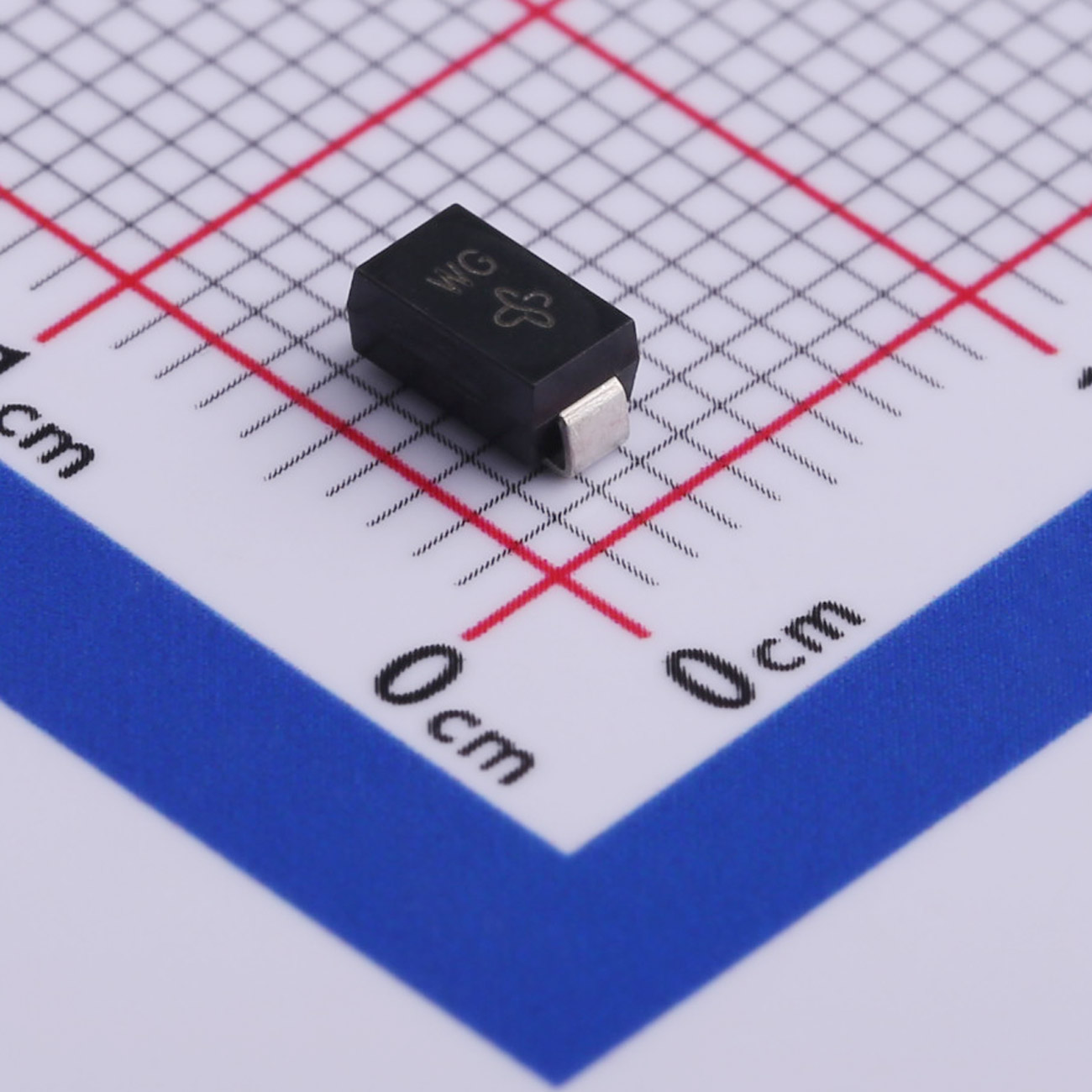瞬態抑制二極管SMAJ6.0CA